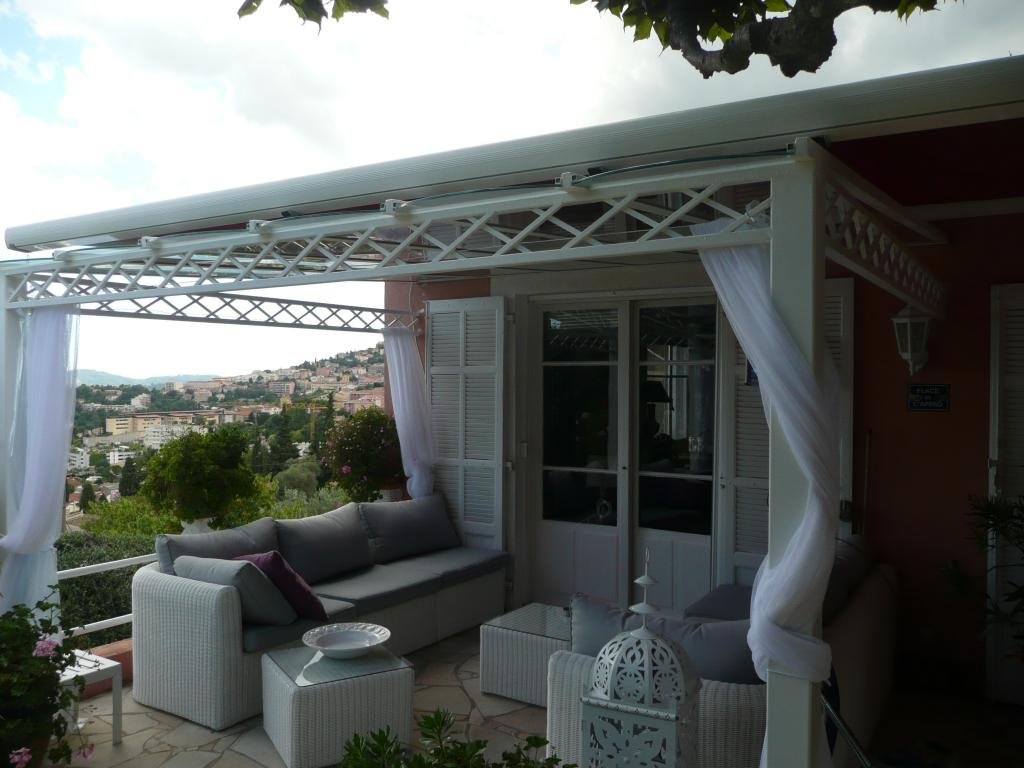 pergola sur-mesure